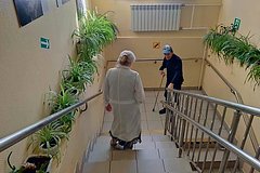 Подробнее о статье В России предложили страховать уход за пожилыми
