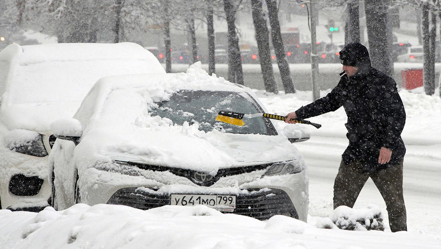 Вы сейчас просматриваете Российским водителям объяснили, как экономить топливо зимой